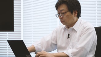 ガバメントAI 源内を利用する冨安デジタル審議官