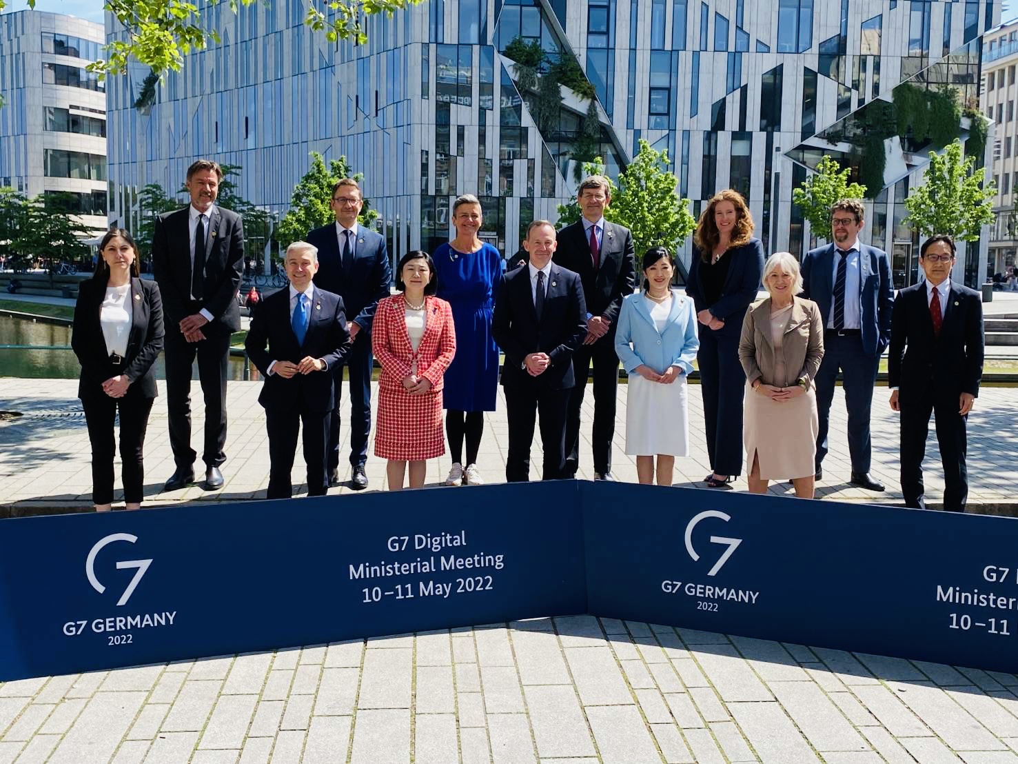 G7集合写真