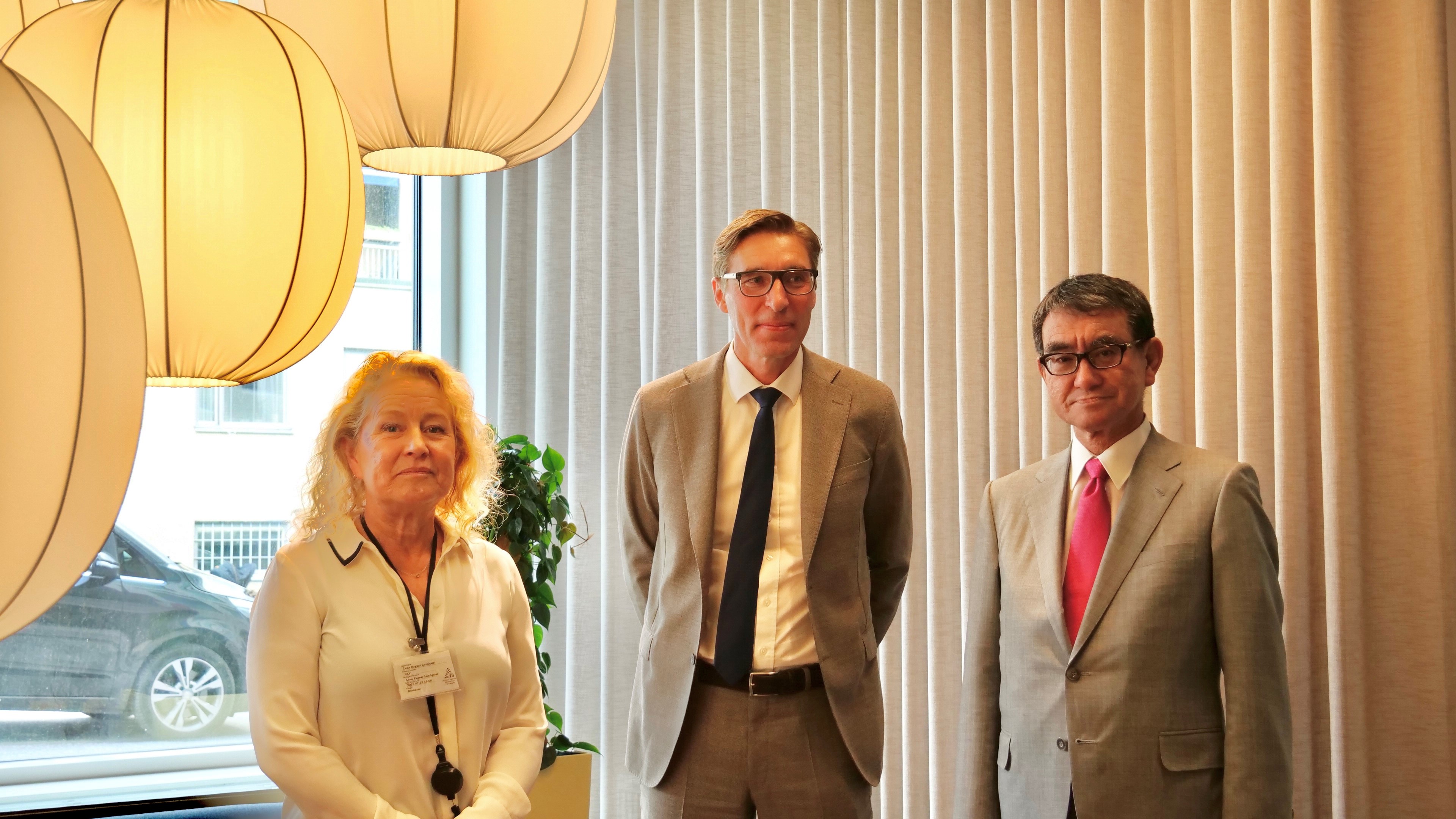 Group photo at the Swedish Tax Agency. Minister Kono is standing in left of the three.